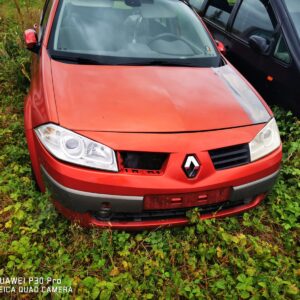 Renault Megane cu nr. de inmatriculare IL-36-ENG
